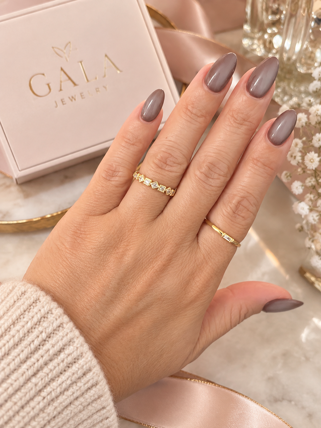 Simple Ring